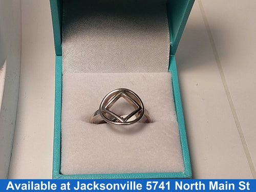 Women's Ring - Silver 2.7 grams Size 9.5