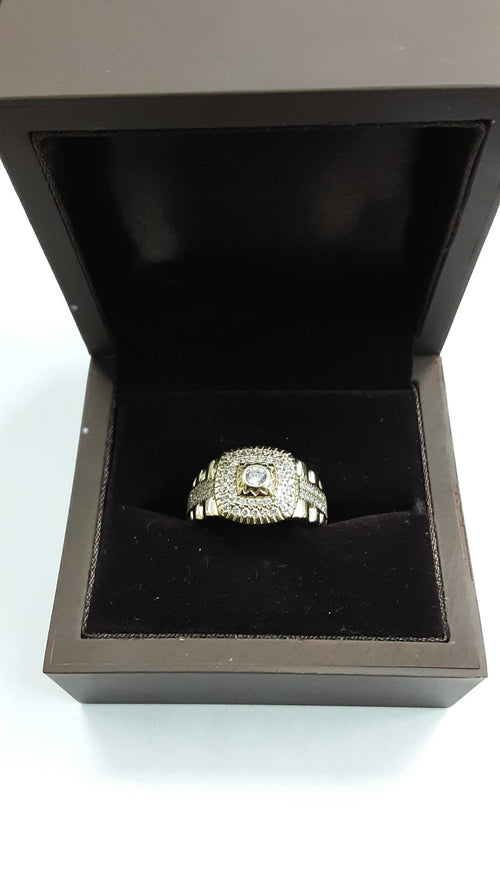 Men's Ring - Yellow Gold 10k (.417) 6.6 grams Size 10.5