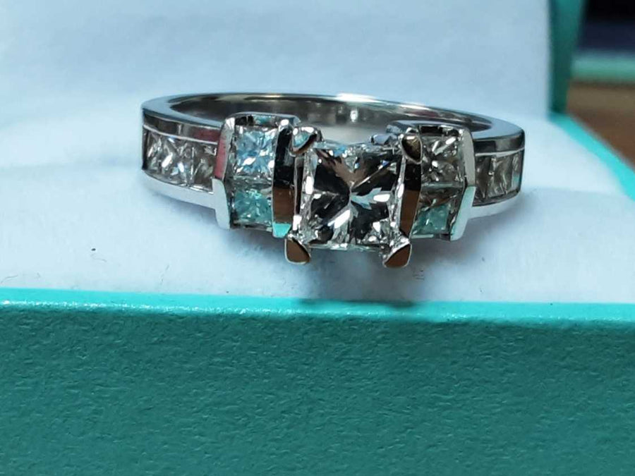 Ring - Wedding Set - White Gold 14k (.585) 4.9 grams Size 7