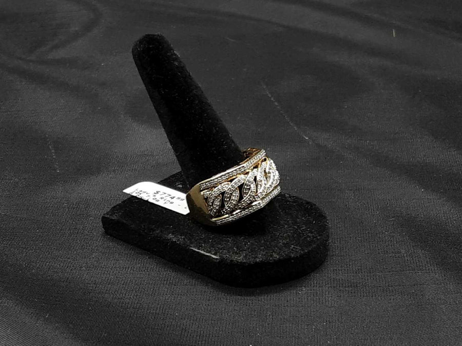 Women's Ring - Yellow Gold 10k (.417) 7 grams Size 10