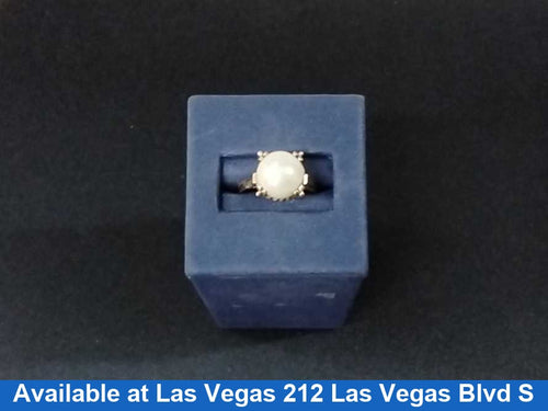 Women's Ring - Yellow Gold 18k (.750) 4.9 grams Size 8