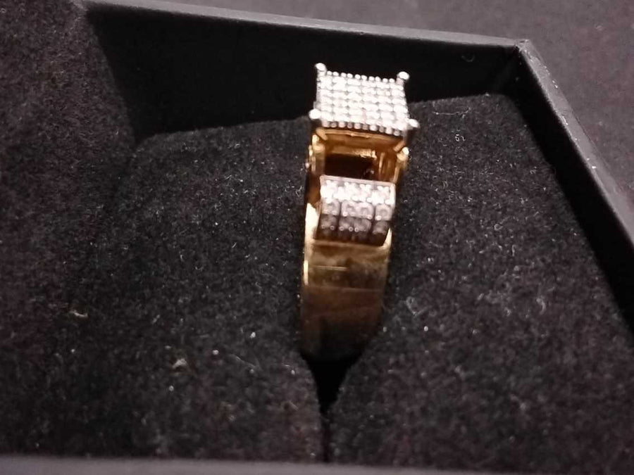Women's Ring - Yellow Gold 14k (.585) 3.8 grams Size 7