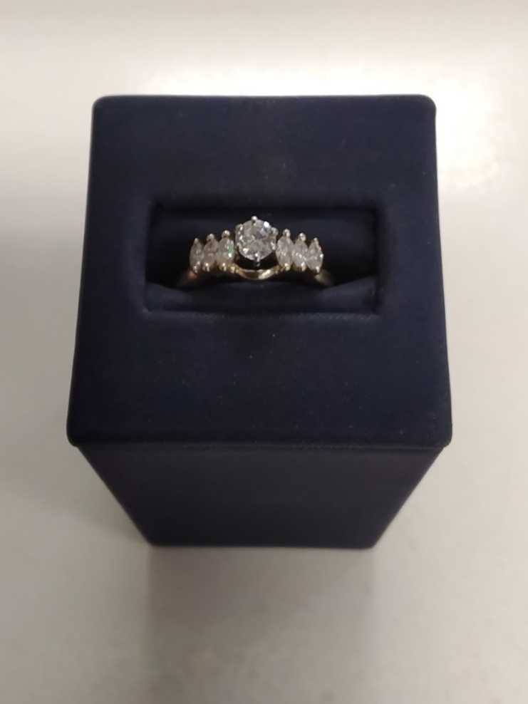 Ring - Engagement Set - Yellow Gold 14k (.585) 3.7 grams Size 6