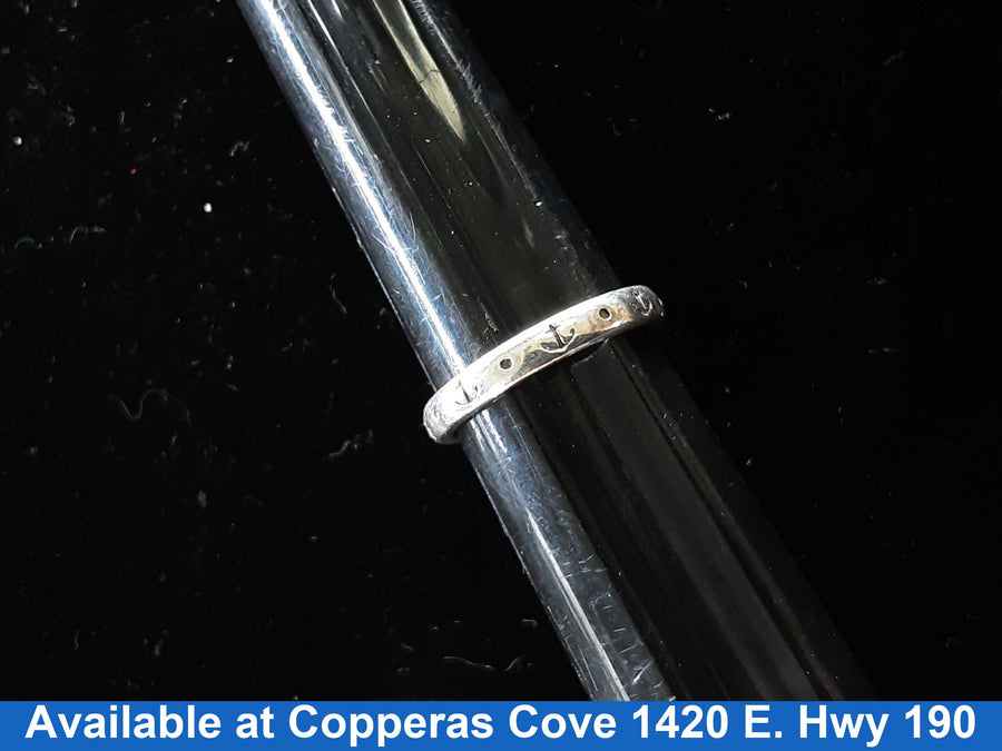 Women's Ring - Silver 3.2 grams Size 7.5