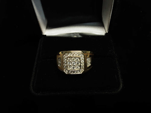 Men's Ring - Yellow Gold 10k (.417) 7.4 grams Size 11.5