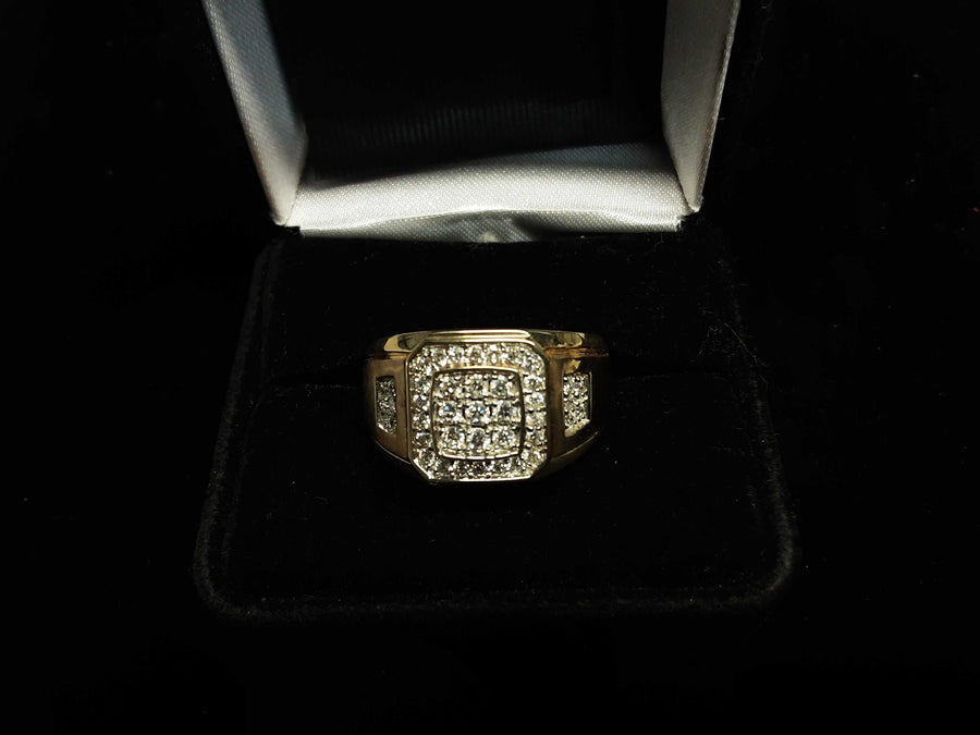 Men's Ring - Yellow Gold 10k (.417) 7.4 grams Size 11.5