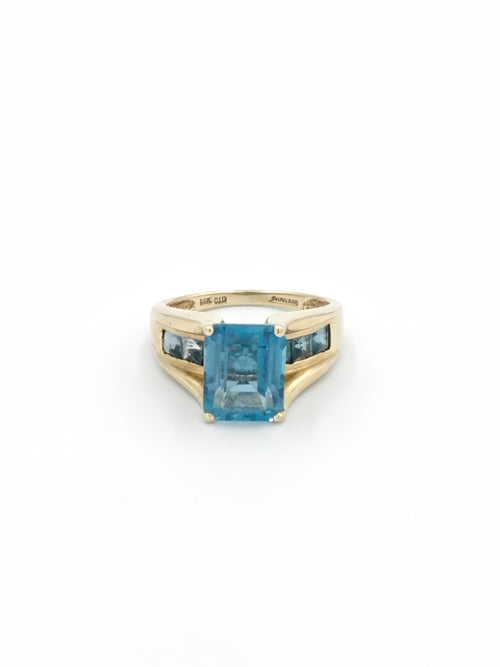 Women's Ring - Yellow Gold 10k (.417) 5.3 grams Size 7