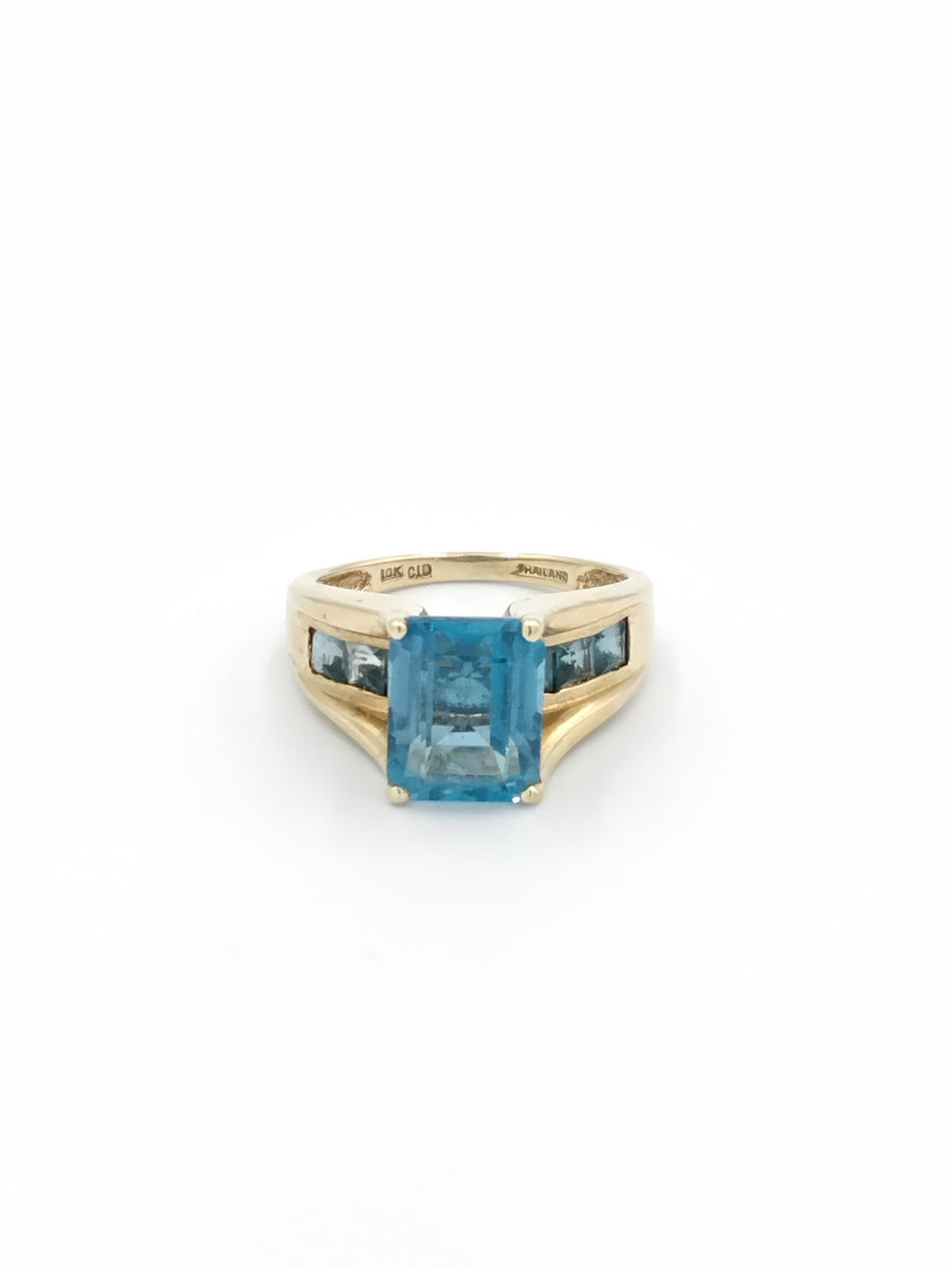 Women's Ring - Yellow Gold 10k (.417) 5.3 grams Size 7