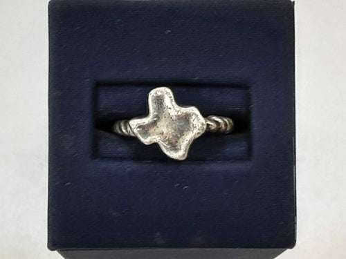 Women's Ring - Silver 3.7 grams Size 6