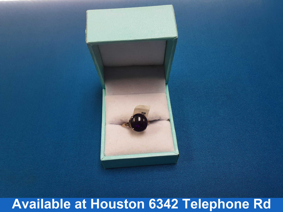 Women's Ring - Yellow Gold 10k (.417) 2.4 grams Size 6