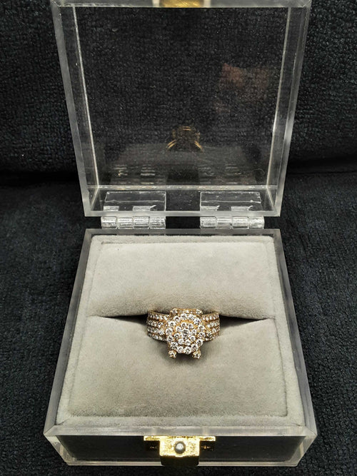 Woman's Diamond Ring
