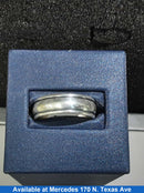 Ring - Wedding Band - Silver 7 grams Size 7.5