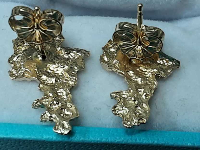 Single Stud Earring - Yellow Gold 10k (.417) 1.6 grams