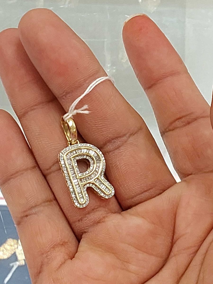 Symbol Pendant - Yellow Gold 10k (.417) 3.3 grams