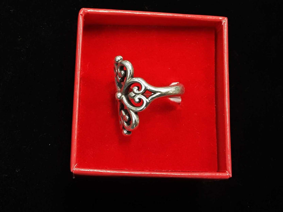 Women's Ring - Silver 6.1 grams Size 7