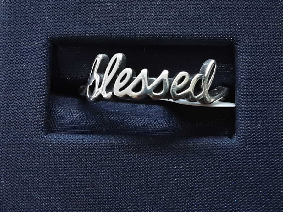 Women's Ring - Silver 2.7 grams Size 20