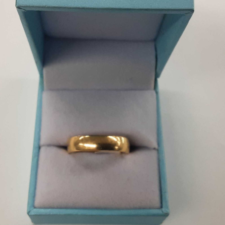 Ring - Wedding Band - Yellow Gold 14k (.585) 6.2 grams Size 8