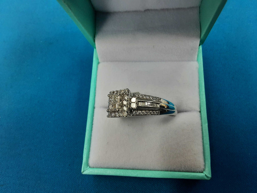 Ring - Wedding Set - White Gold 10k (.417) 4.4 grams Size 7