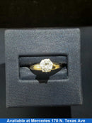 Women's Ring - Solitaire - Yellow Gold 10k (.417) 1.6 grams Size 7