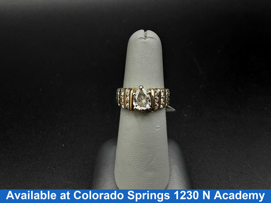 Women's Ring - Yellow Gold 14k (.585) 7.9 grams Size 6