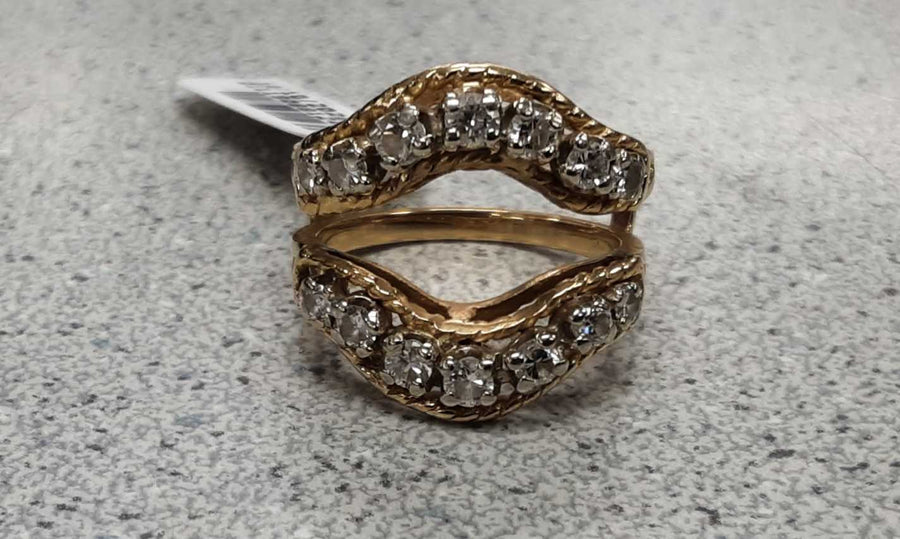 Women's Ring - Yellow Gold 14k (.585) 6.9 grams Size 20