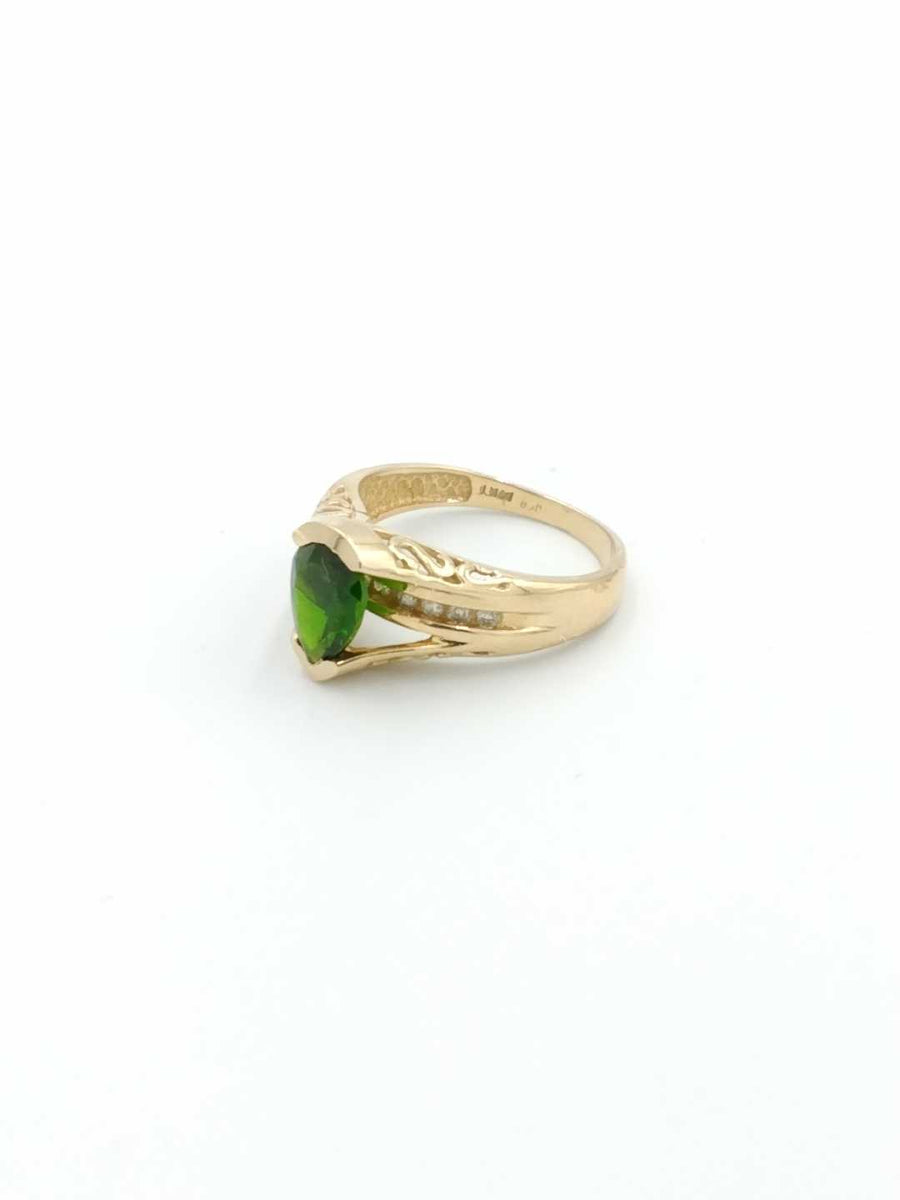 Women's Ring - Yellow Gold 14k (.585) 4.3 grams Size 7