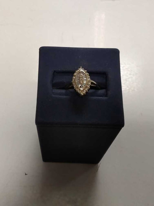 Women's Ring - Yellow Gold 10k (.417) 2.3 grams Size 8
