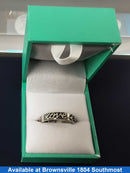 Women's Ring - Silver 4.3 grams Size 8