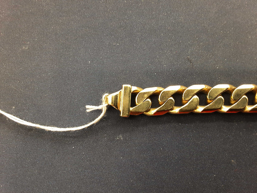 Cuban Link Bracelet - Yellow Gold 14k (.585) 51.8 grams 20 inch