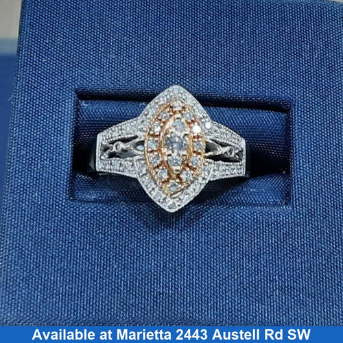 Women's Ring - White Gold 14k (.585) 3.8 grams Size 8