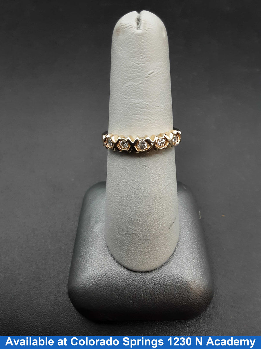 Ring - Channel Set - Yellow Gold 14k (.585) 2.6 grams Size 8