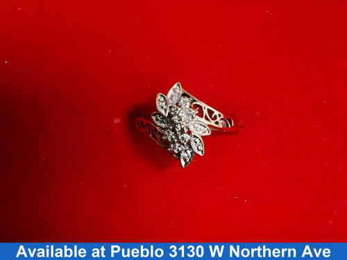 Women's Ring - Yellow Gold 10k (.417) 2.4 grams Size 6.5