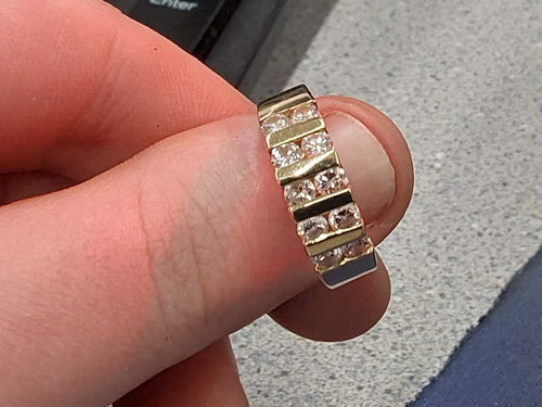 Ring - Wedding Band - Yellow Gold 14k (.585) 7.2 grams Size 7.5