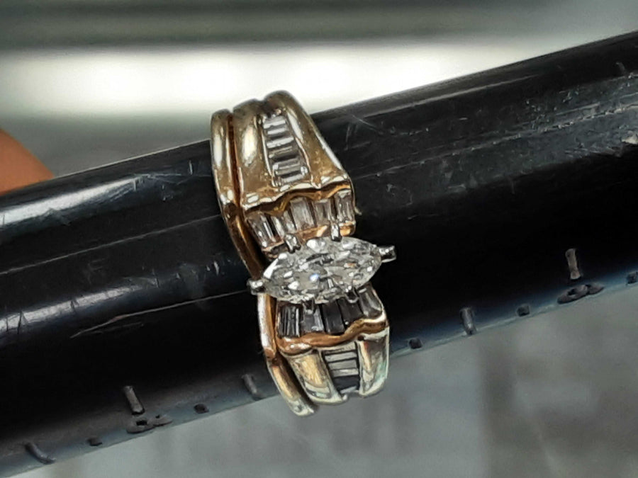 Women's Ring - Yellow Gold 14k (.585) 6 grams Size 7.5