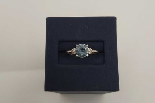 Women's Ring - White Gold 14k (.585) 1.718 grams Size 6.5