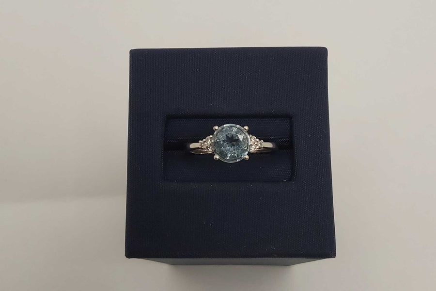 Women's Ring - White Gold 14k (.585) 1.718 grams Size 6.5
