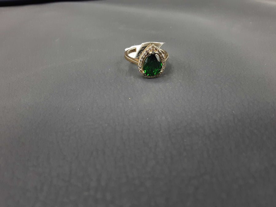 Women's Ring - Yellow Gold 10k (.417) 2.1 grams Size 8