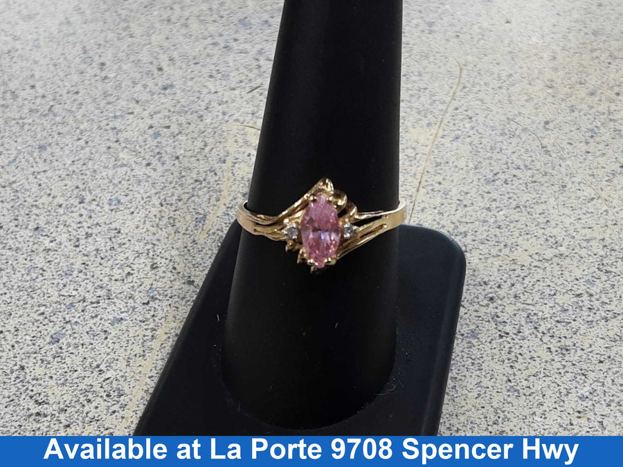 Women's Ring - Solitaire - Yellow Gold 10k (.417) 1.8 grams Size 9