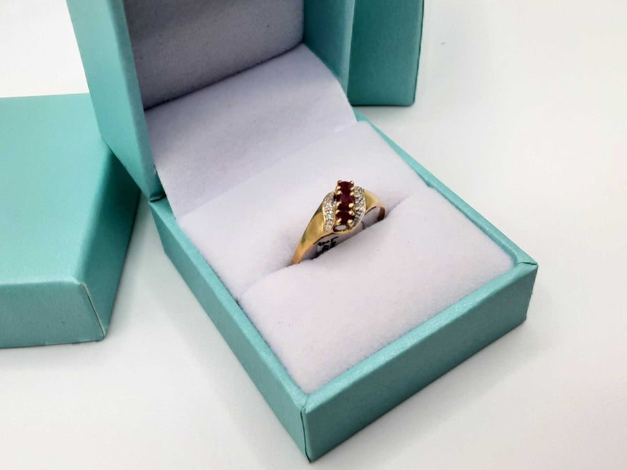 Women's Ring - Yellow Gold 14k (.585) 1.7 grams Size 8.5