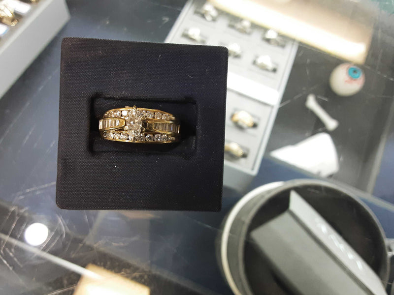 Yellow Gold 14k (.585) 5.9 grams Size 6