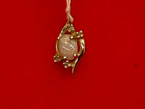 Symbol Pendant - Yellow Gold 14k (.585) 1.1 grams