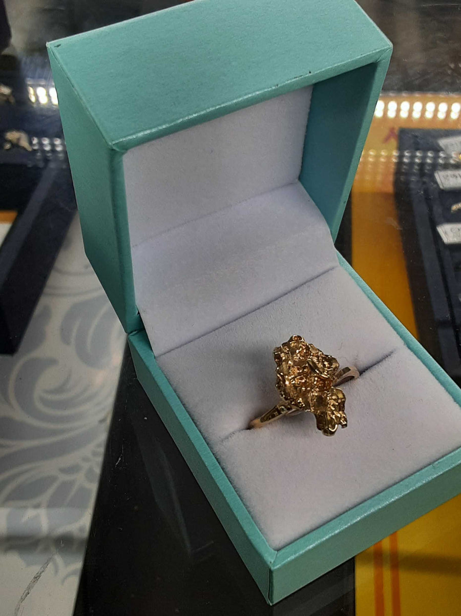 Women's Ring - Yellow Gold 10k (.417) 3.7 grams Size 20