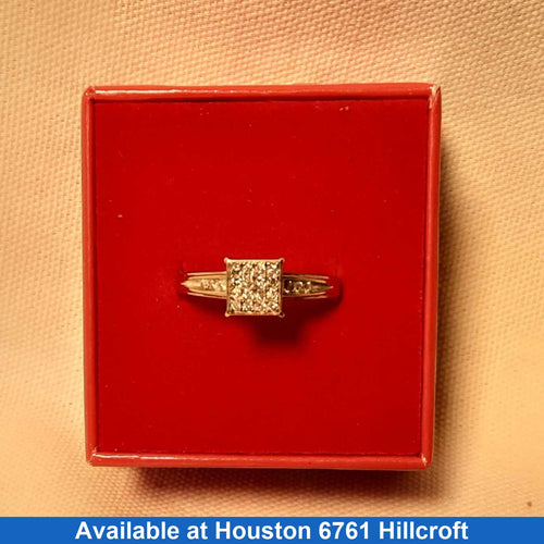 Women's Ring - White Gold 10k (.417) 2.2 grams Size 9