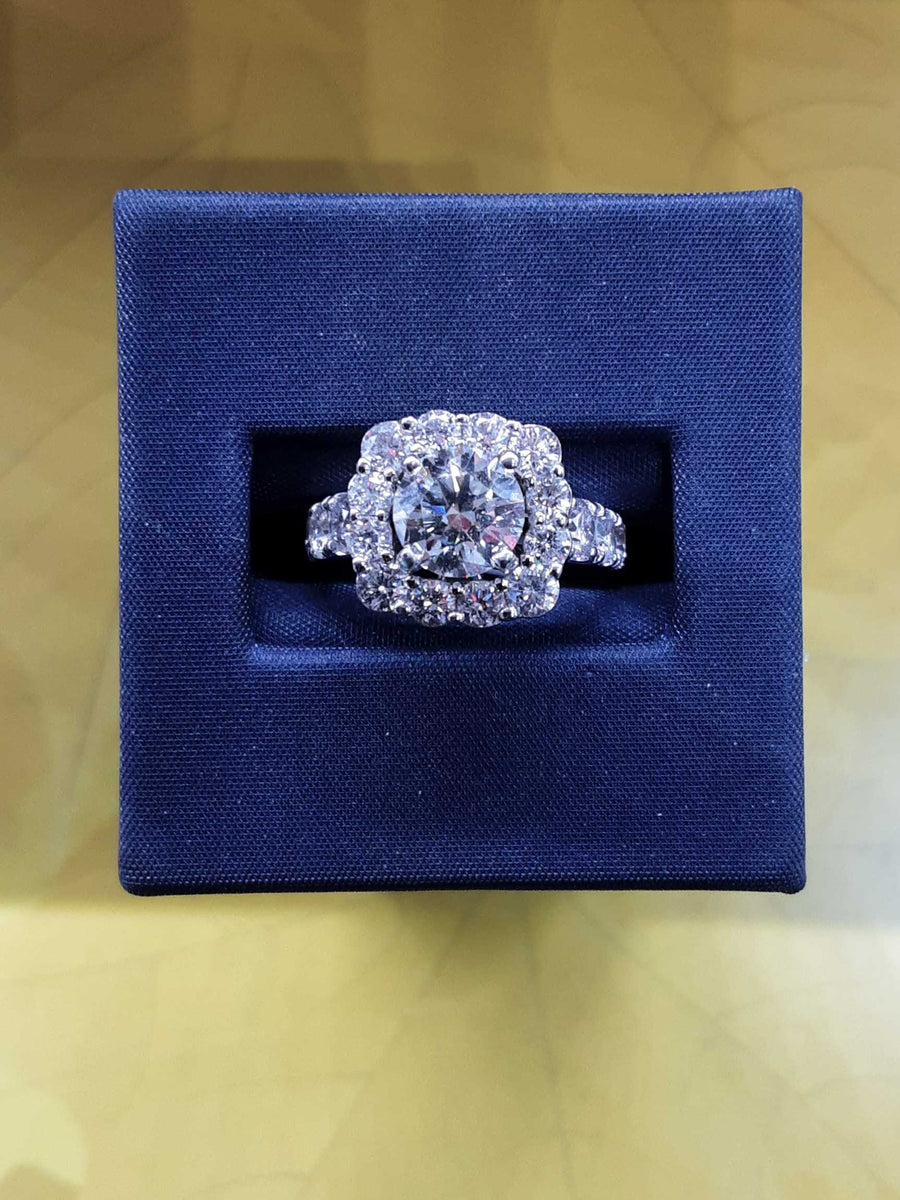 Engagement Set