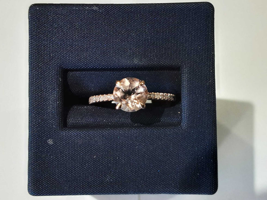 Women's Ring - Yellow Gold 14k (.585) 2 grams Size 9