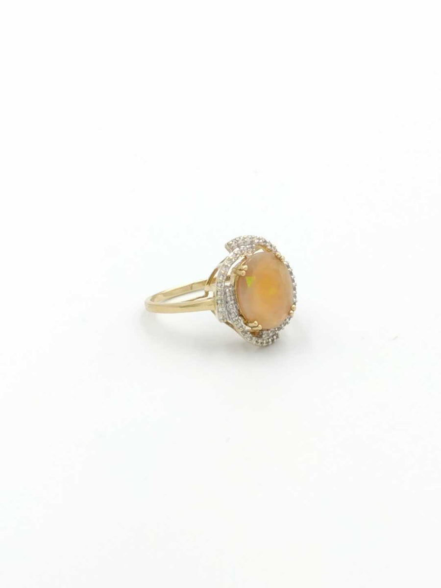 Women's Ring - Yellow Gold 10k (.417) 3.4 grams Size 8.5