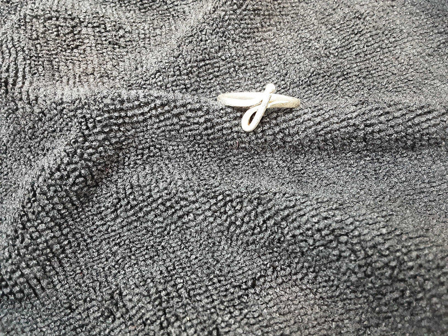 Women's Ring - Silver 2.9 grams Size 9