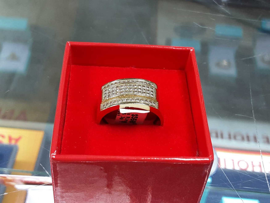 Men's Ring - Yellow Gold 10k (.417) 5.3 grams Size 9