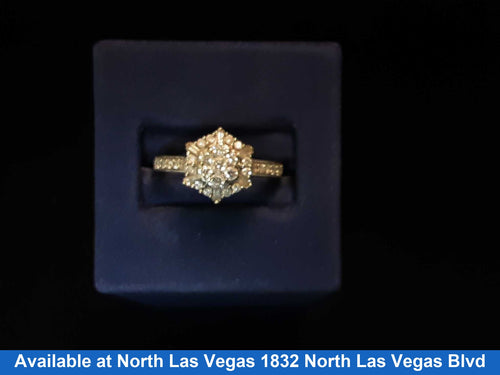 Women's Ring - White Gold 14k (.585) 3.4 grams Size 8.5