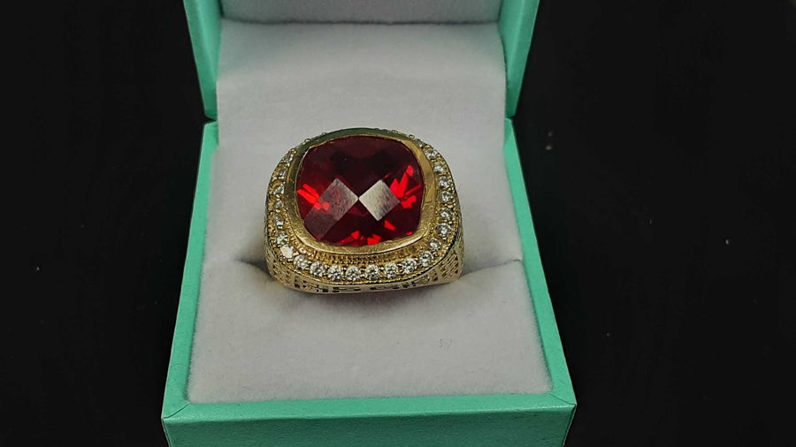 Men's Ring - Yellow Gold 14k (.585) 15.9 grams Size 10.5